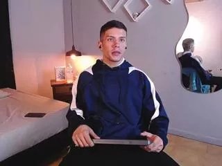 frederick_lee on Flirt4Free