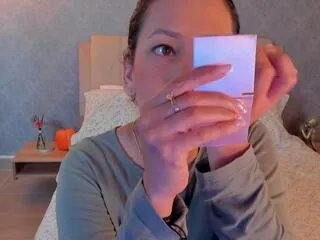 isa_raven on Flirt4Free