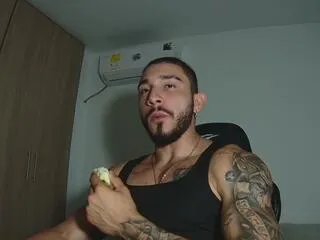 jey_ramsess on Flirt4Free