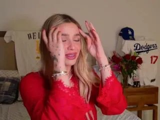 maci_reynolds on Flirt4Free