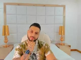 max_dic on Flirt4Free