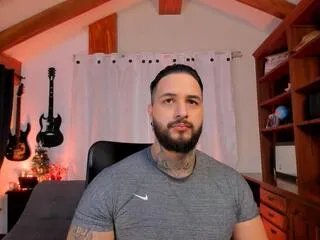 max_dic on Flirt4Free