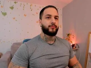 max_dic on Flirt4Free