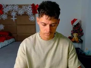 zeb_madison on Flirt4Free