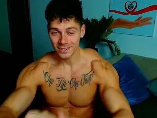 zeb_madison on Flirt4Free