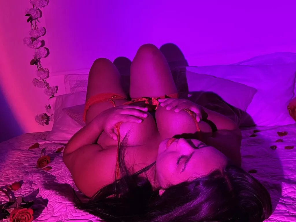 CleeoDenilo — I am a very self-confident, sensual and fiery woman, trapped in an angelic face. You will only know pleasure when I make your naughty thoughts come true. Cleeo is a woman of goals, I want your pleasure to be one of them, I will know how to make them...