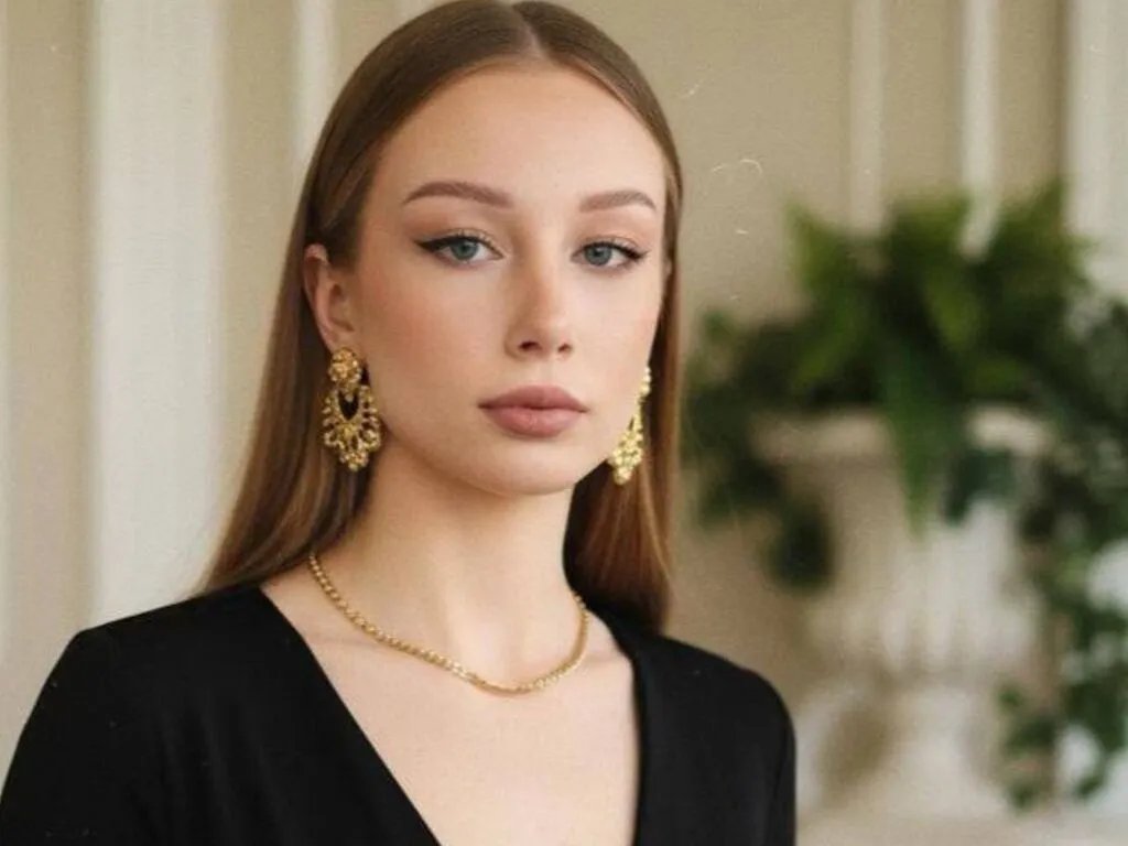 EmaGurrad — Freechat on LiveJasmin