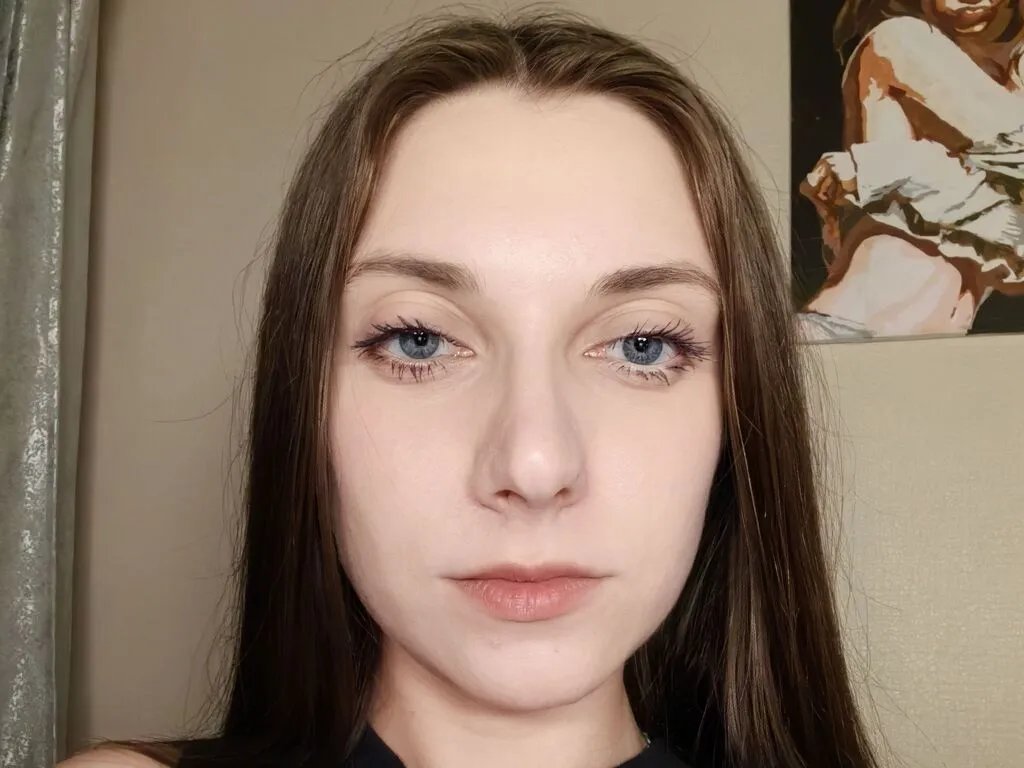 VernaSchusterman — Group on LiveJasmin