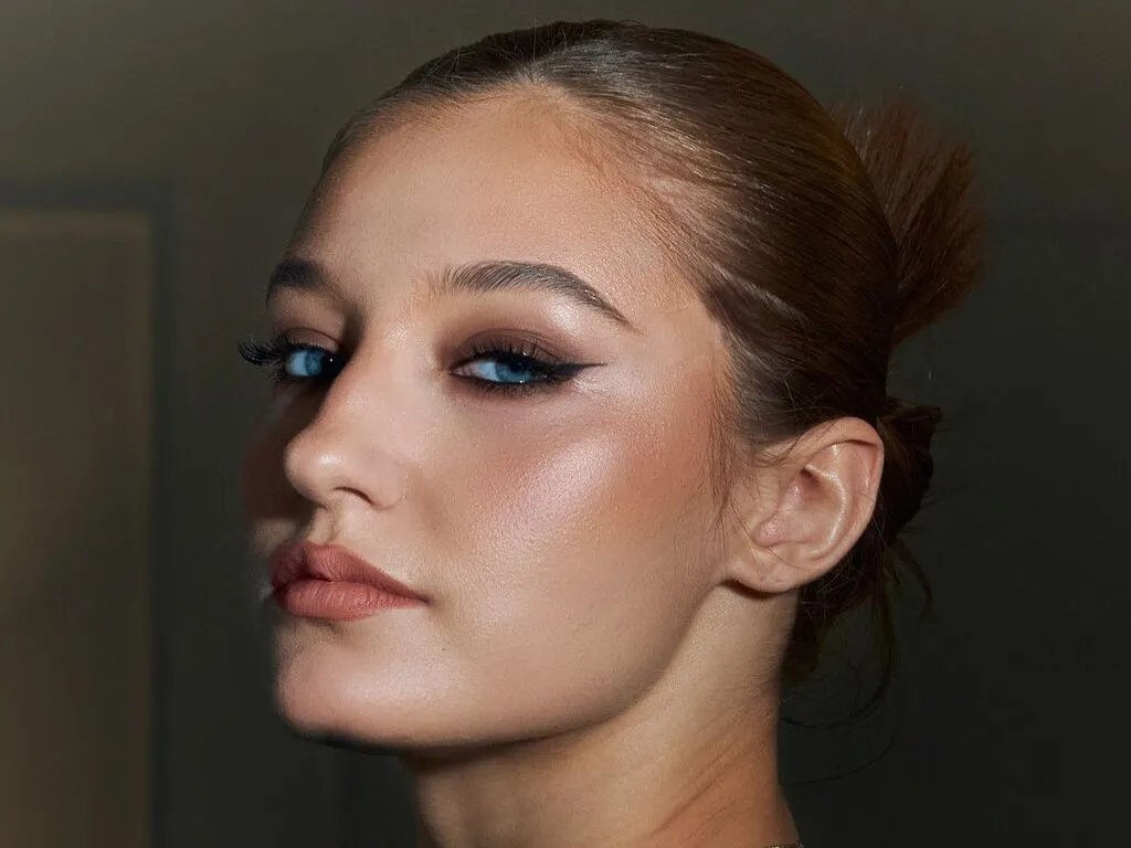 VerniaGrenon — Freechat on LiveJasmin