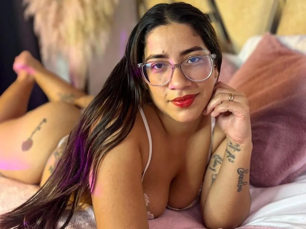 ZaraSoler — Freechat on LiveJasmin