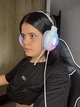 2Angela_ on StripChat