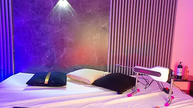 _Gaaia_ on StripChat