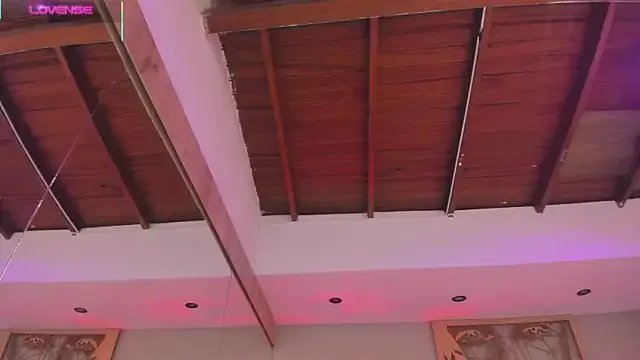 _sofia_cruz on StripChat