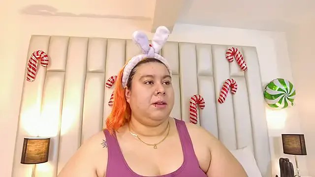 aandreaperez on StripChat