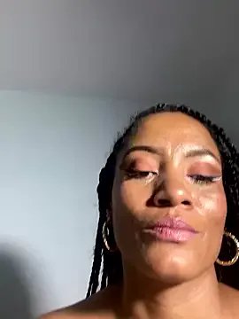 AdelaHaneix on StripChat