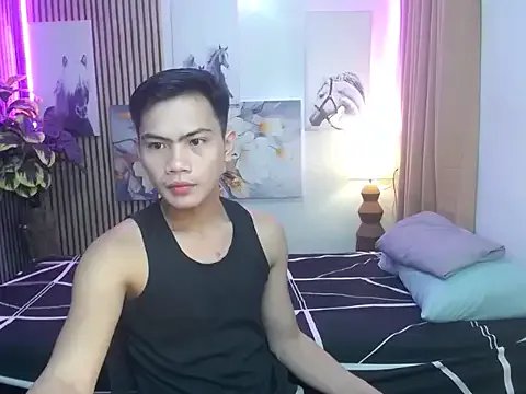 alex_cummer on StripChat