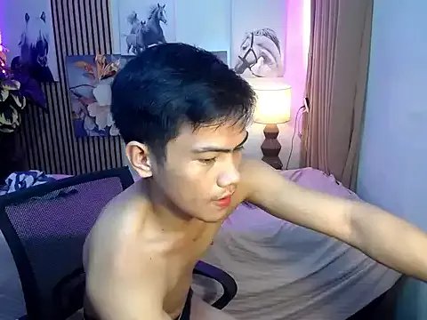 alex_cummer on StripChat