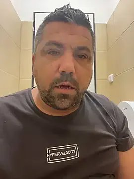 Alexander18edd on StripChat