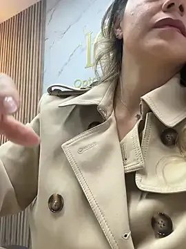 alicee16 on StripChat