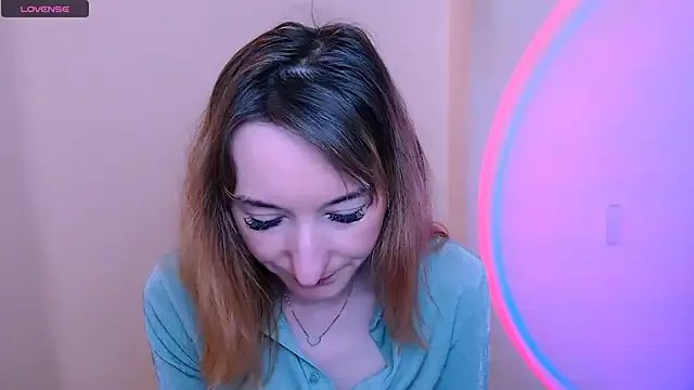 AmandaSell on StripChat