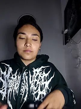 AmberGold- on StripChat