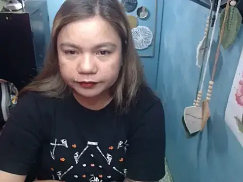 ambersmile — Pleasure my pussy make it so juicy