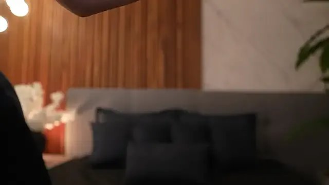 Amelia_Rouse on StripChat