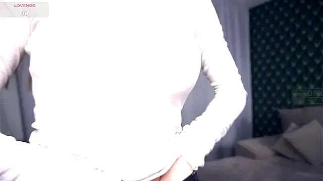 AmmyScotch on StripChat