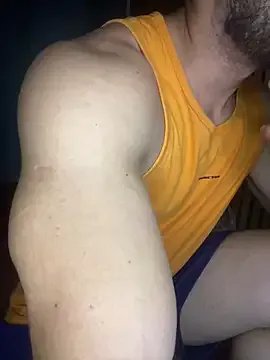 Andeilson1999 on StripChat