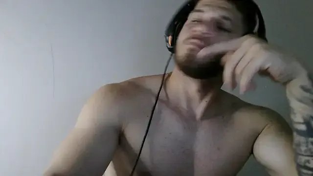 Andeilson1999 on StripChat