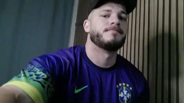 Andeilson1999 on StripChat