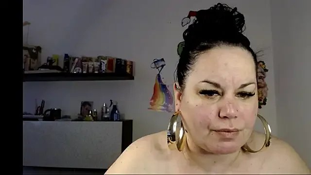 andreea2011 on StripChat