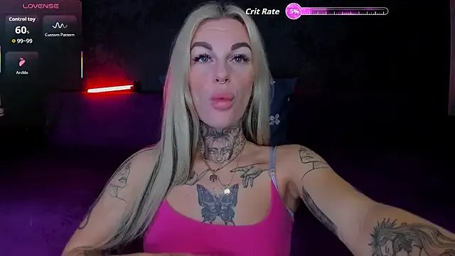 angel_devil_forever on StripChat