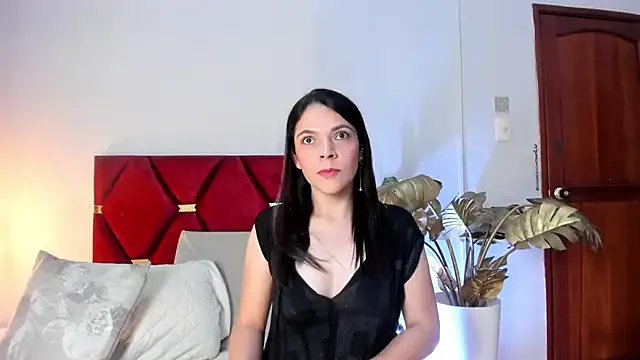 AnnaBroooks — I spit and pinch my nipples