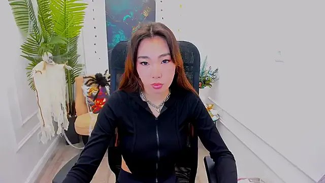 AnnaReyla on StripChat