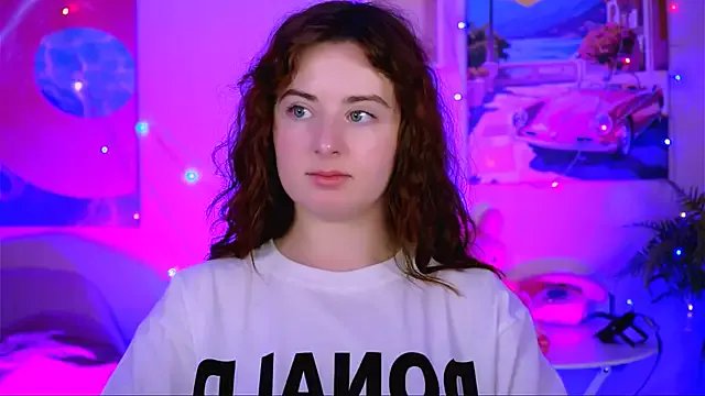 AnnTerry_ on StripChat