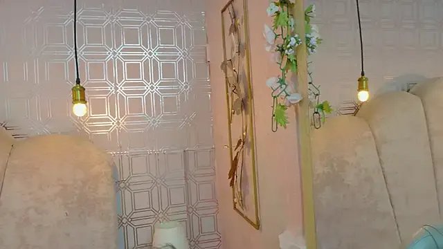 Annyeli on StripChat