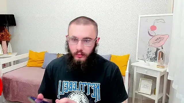 Ant_Power on StripChat