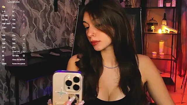 AveAngela on StripChat