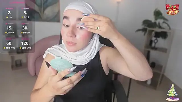 Ayha_khalaf on StripChat