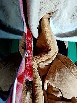 Bear_bear0 on StripChat