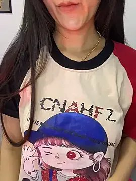 Bonne_wet on StripChat