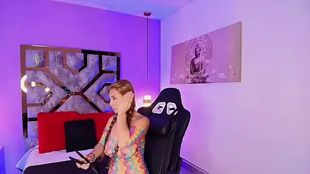 BRITHANY_SPARK on StripChat