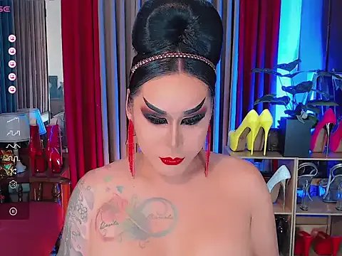 bubblebuttkate on StripChat