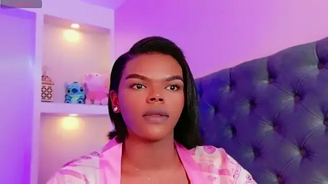 CamiEstrada on StripChat