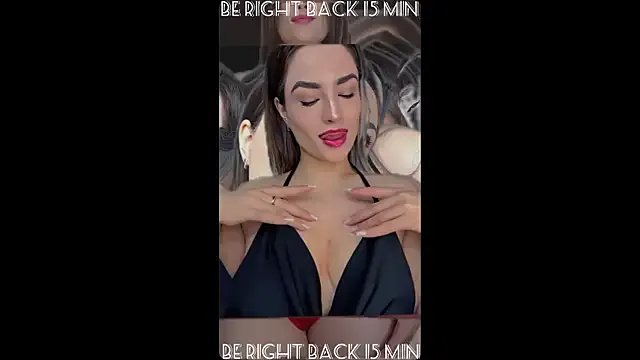 Camilla__one__ on StripChat