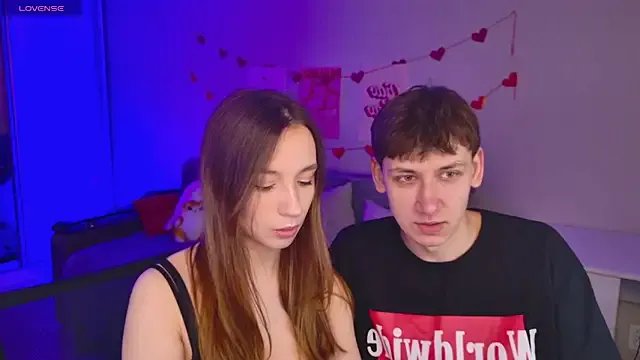 Candyy_Molly on StripChat