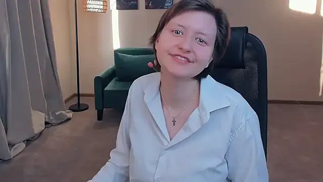 CarenSamele on StripChat