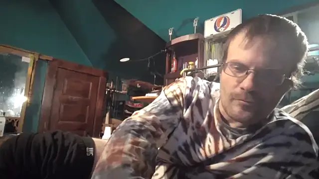 charactrzero on StripChat