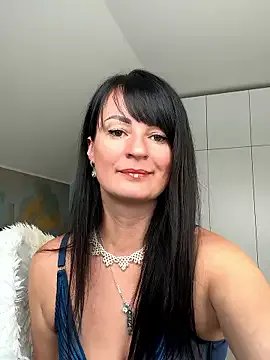 CherryCherry03 on StripChat